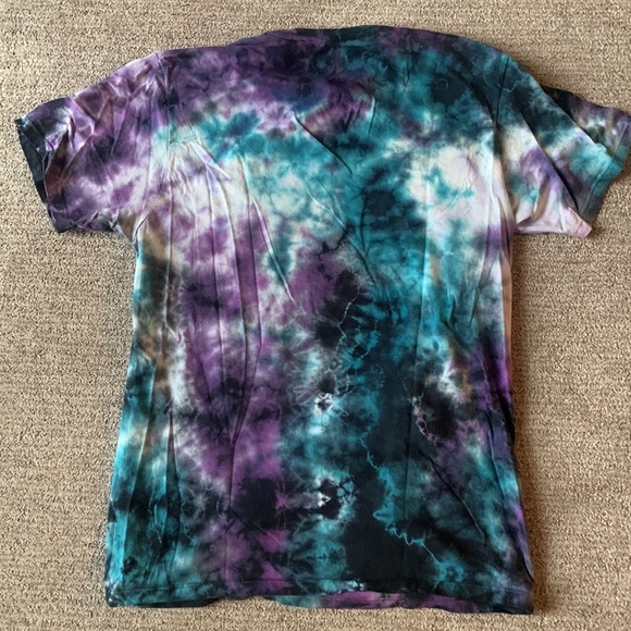 Black Matter tie dye cat shirt. Medium. - Picture 3 of 3